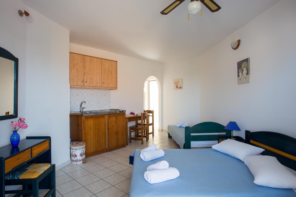Malvasia Corner Studios - Ex Romeo'S House Monemvasia Extérieur photo